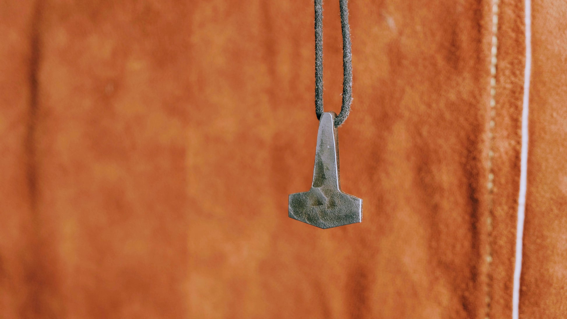 Bare Iron Mjolnir image 2