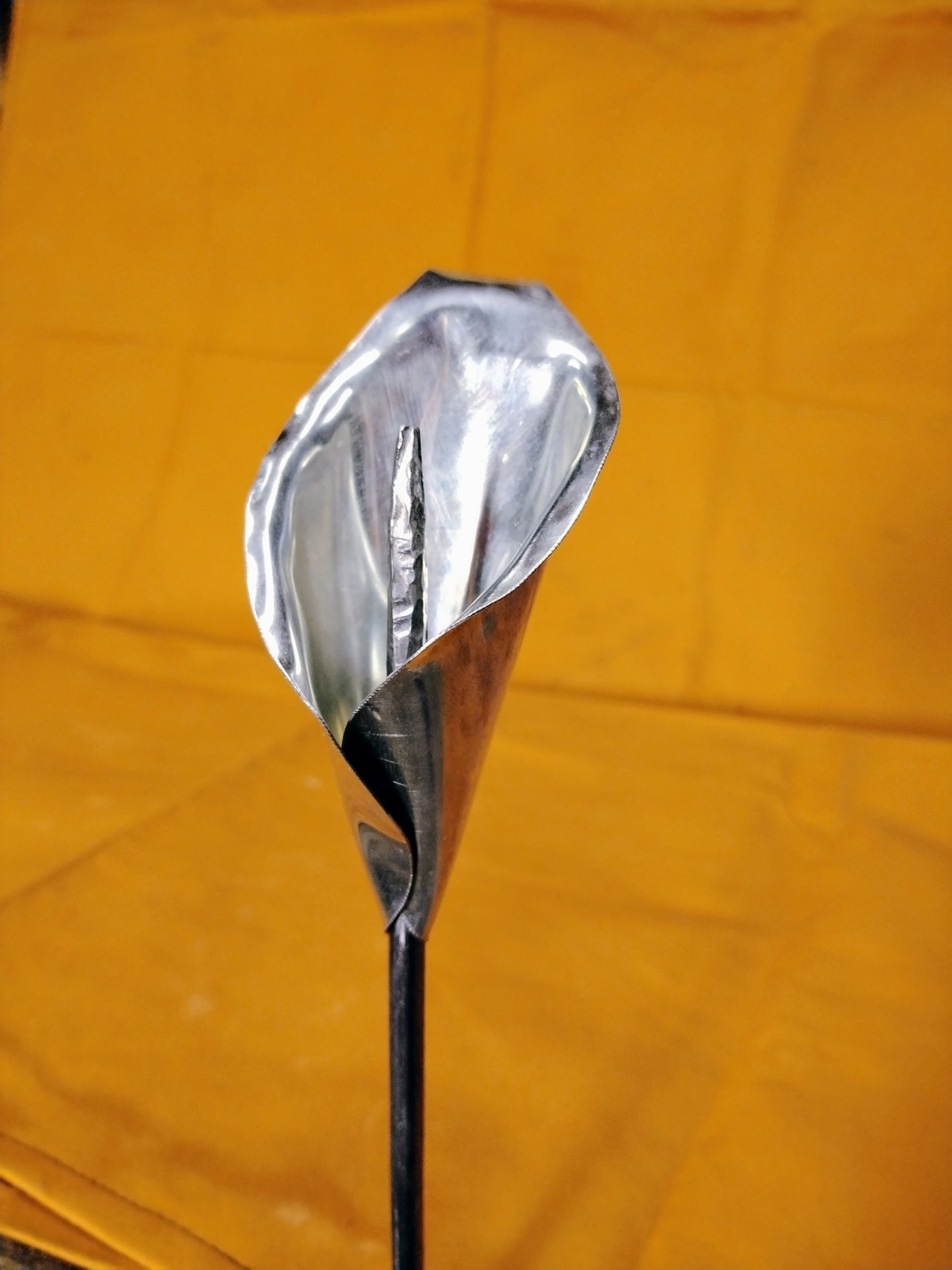 Tin Calla Lilly, 10th Anniversary